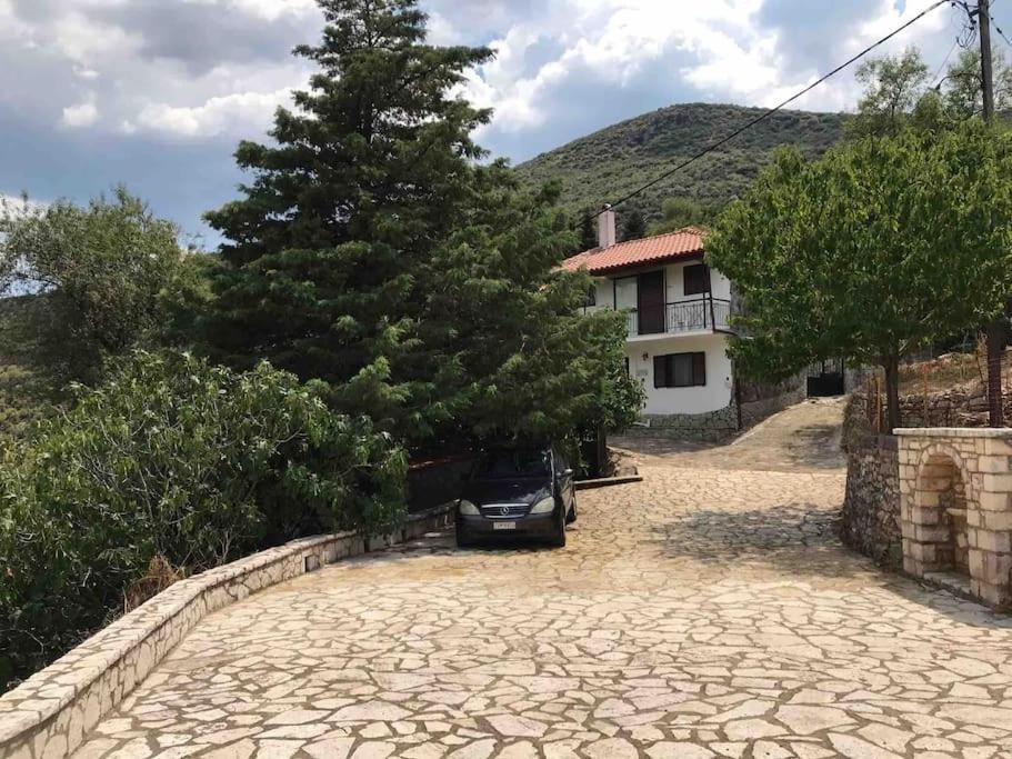 Theisoa.Old Little House In The Garden . Andritsaina. Villa Exterior foto